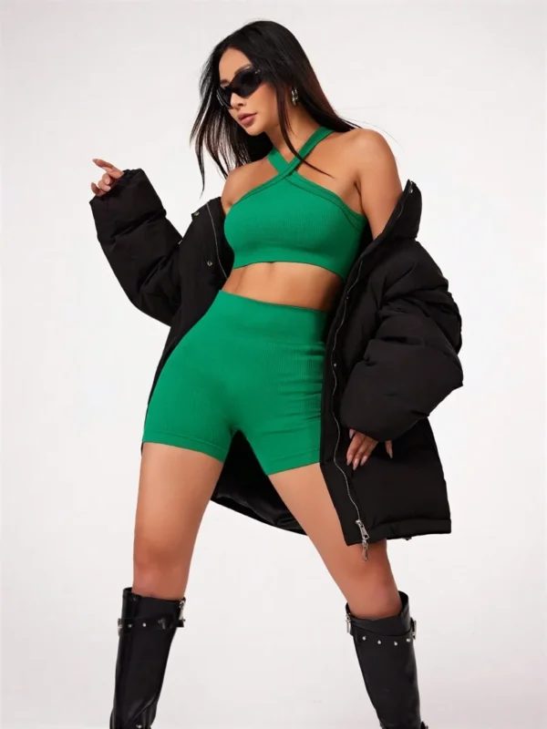 Ensemble de Yoga 2 pièces, sensation nue, vêtements d'entraînement pour femmes, Shorts de Yoga taille haute et soutien-gorge de sport à bretelles, ensembles courts d'été